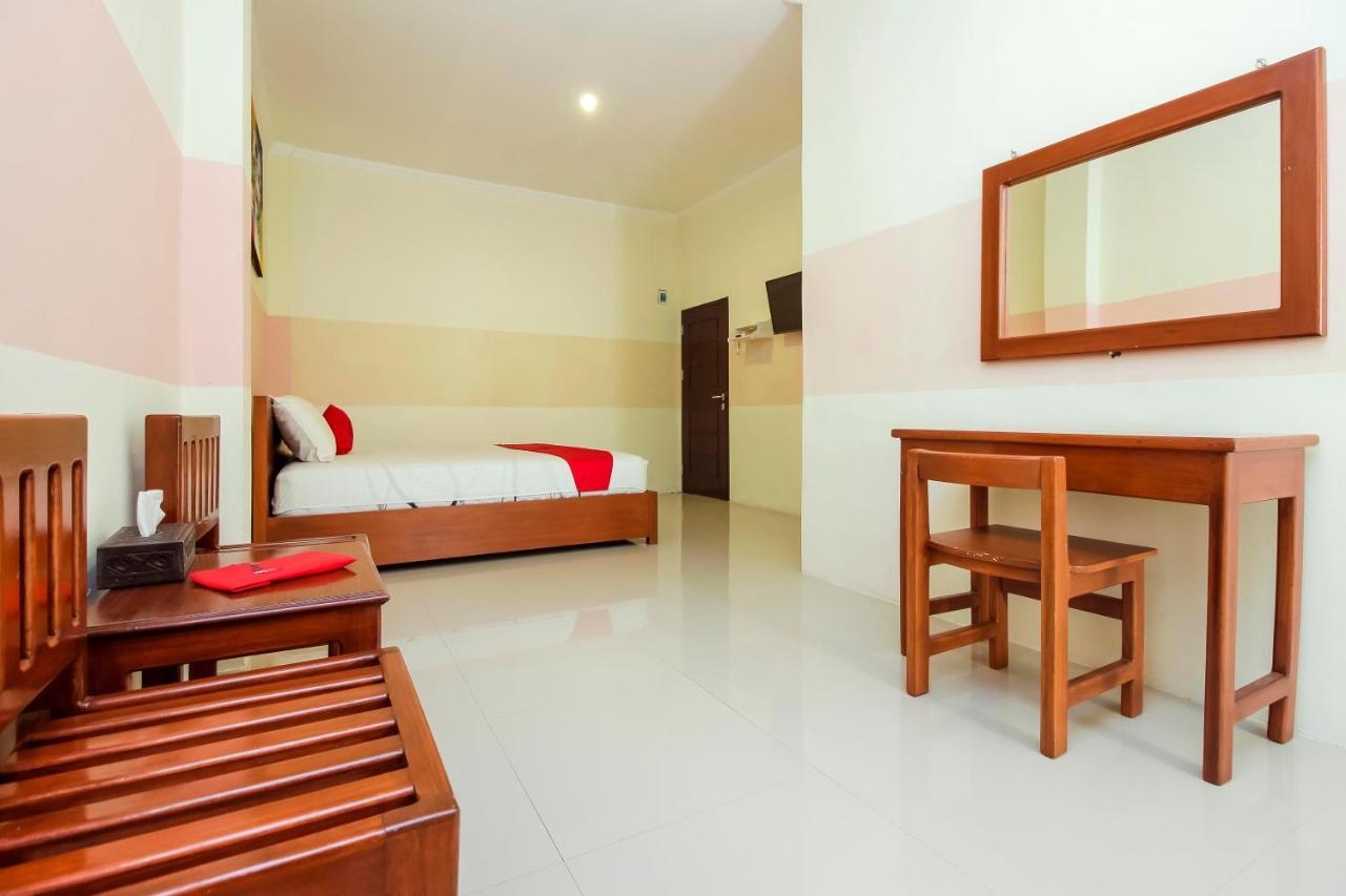 Reddoorz Near Jalan Jendral Sudirman Manado Hotel Exterior photo