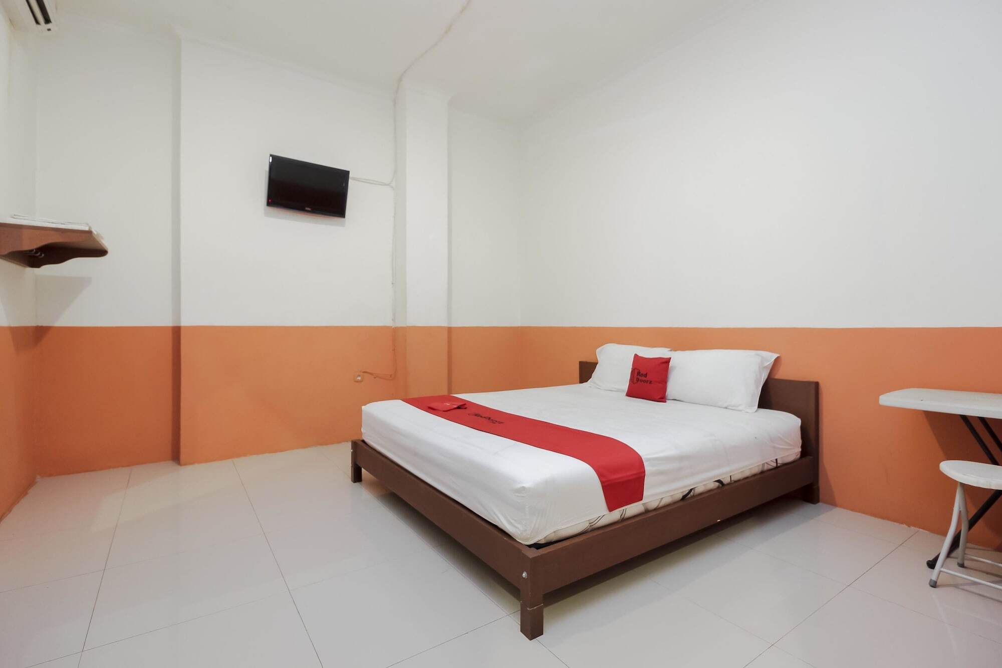 Reddoorz Near Jalan Jendral Sudirman Manado Hotel Exterior photo