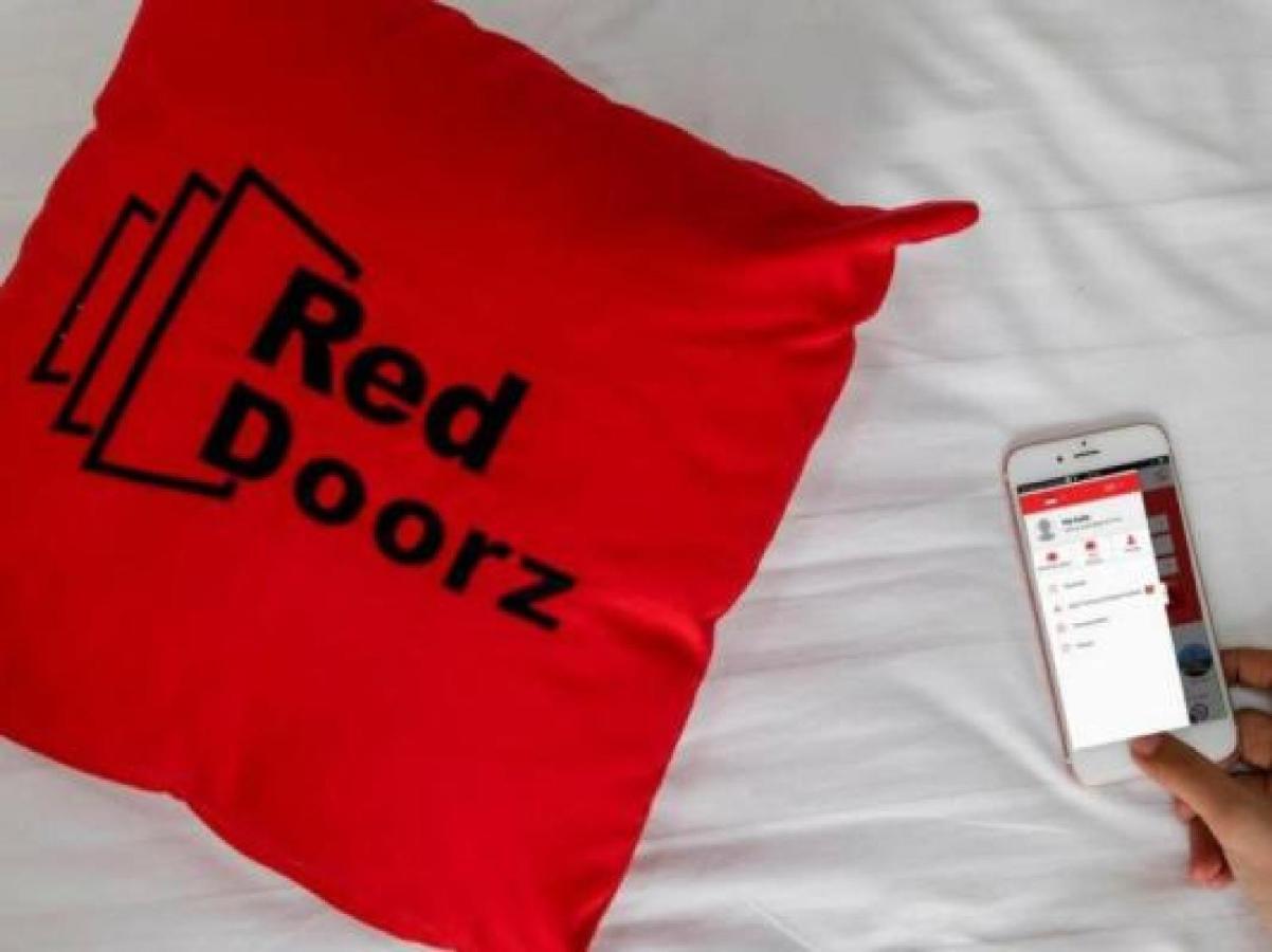 Reddoorz Near Jalan Jendral Sudirman Manado Hotel Exterior photo